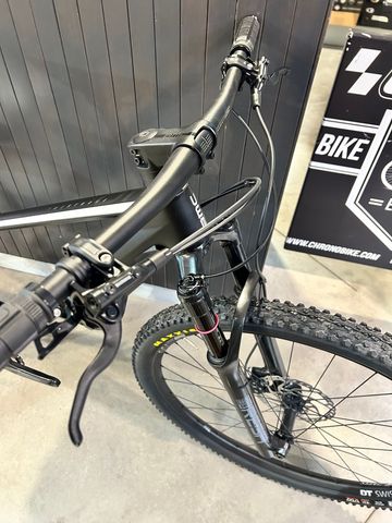 BMC Twostroke 01 FIVE 2023 2023 Mountainbike de segunda mano, Negro — imagen 6 de 10