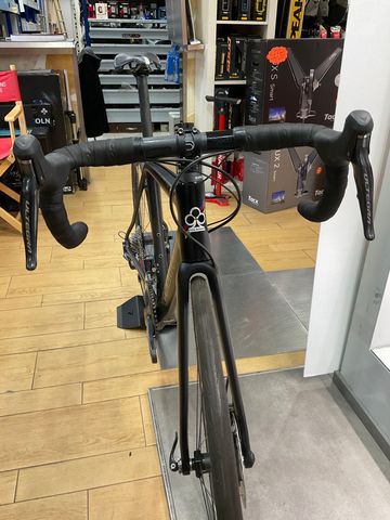 Colnago V1-r Ferrari Disk 2017 Road & Gravel de segunda mano, Negro — imagen 6 de 9