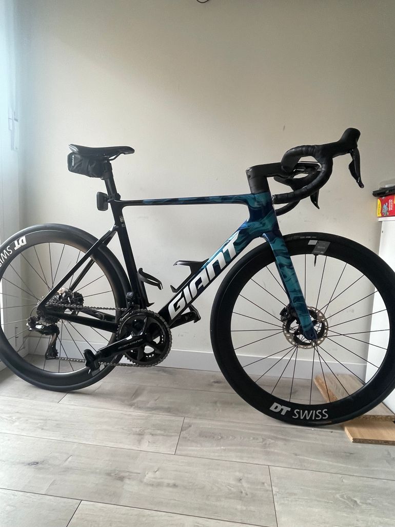Giant Propel Advanced SL 0 2023 2023 Road & Gravel usato, Viola — immagine 6 di 6