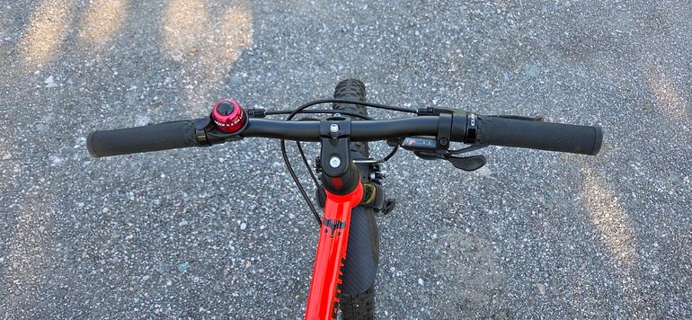 Used Corratec Corratec Bow 20 Zoll leichtes Kinderfahrrad MTB tuned 2023 Mountainbike, Red — image 6 of 15