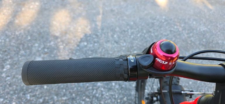 Used Corratec Corratec Bow 20 Zoll leichtes Kinderfahrrad MTB tuned 2023 Mountainbike, Red — image 7 of 15