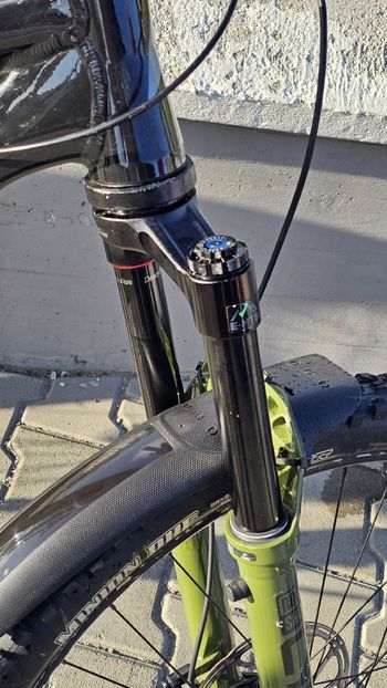 Used Vitus Mythique 29 VR 2023 2023 Mountainbike, Black, 29 — image 17 of 19