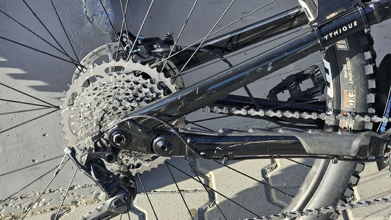 Used Vitus Mythique 29 VR 2023 2023 Mountainbike, Black, 29 — image 11 of 19