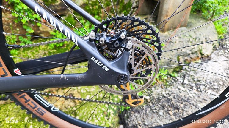 Used Canyon CF SLX 9.9 2015 Mountainbike, Black — image 6 of 8