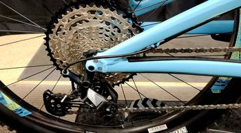 Used Diamondback Catch 2 2022 2022 Mountainbike, Blue, 27.5 — image 3 of 6