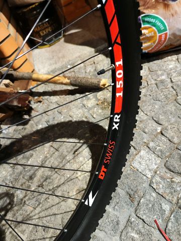Specialized Epic Comp Carbon 29 World Cup 2016 2016 Mountainbike usato, Bianco — immagine 3 di 13