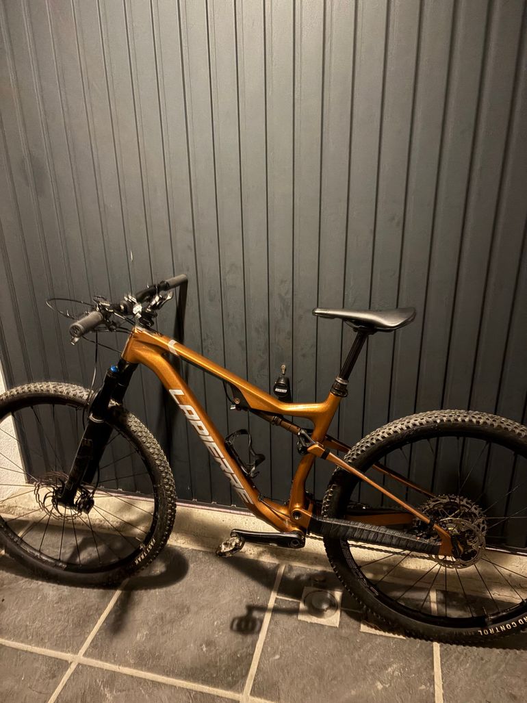 Used Lapierre XRM 8.9 2023 2023 Mountainbike, Orange, 29 — image 4 of 4