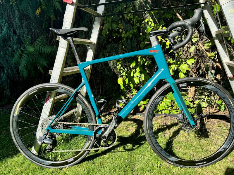 Used BMC Roadmachine X ONE 2022 2022 Road & Gravel, Green — image 1 of 5