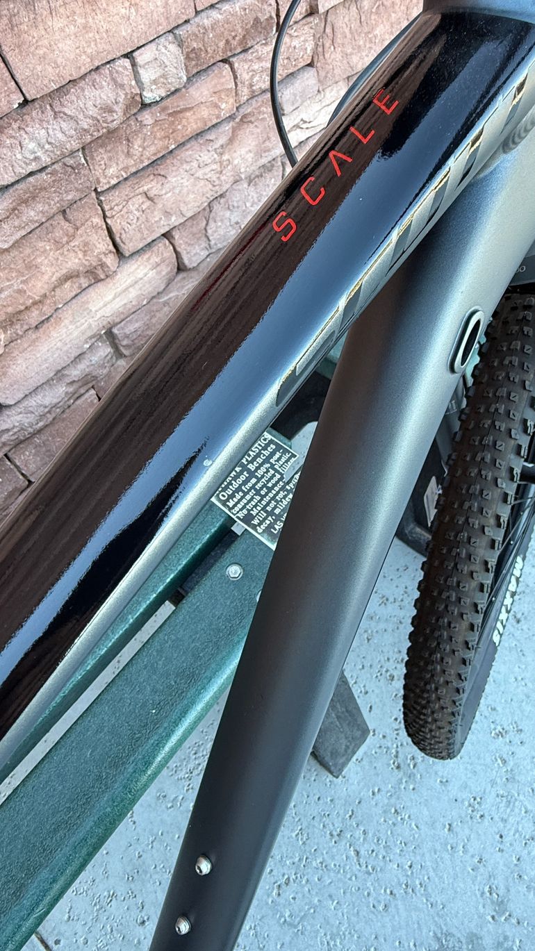 Used Scott Scale 970 2022 2022 Mountainbike, Light Gray, 29 — image 5 of 13