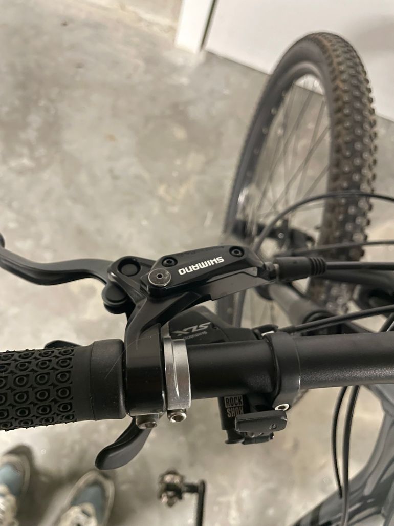 Used Trek X-Caliber 9 2019 2019 Mountainbike, Light Gray, 27.5, 29 — image 6 of 9