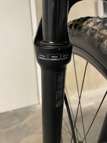 Used Trek X-Caliber 9 2019 2019 Mountainbike, Light Gray, 27.5, 29 — image 9 of 9