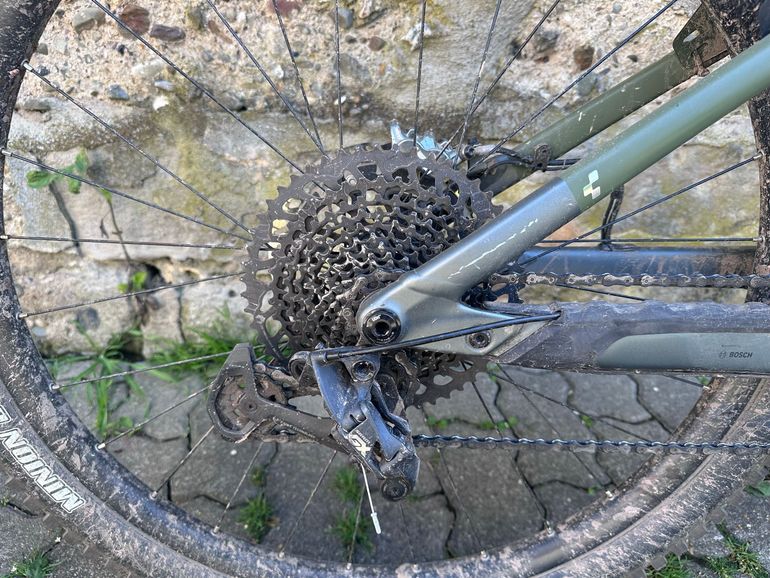 Použité CUBE STEREO HYBRID 140 HPC, TM 750 2024 2024 Mountainbike — obrázek 8 z 10