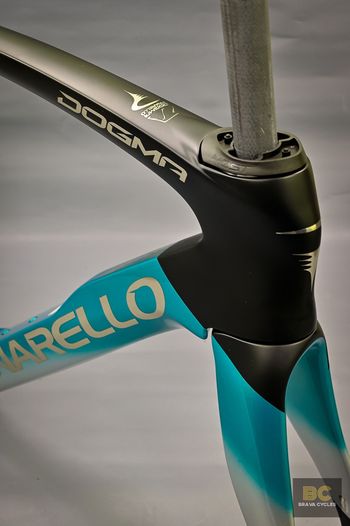 Gebrauchtes Pinarello Dogma F Frameset 2024 Road & Gravel, Grün — Bild 2 von 13