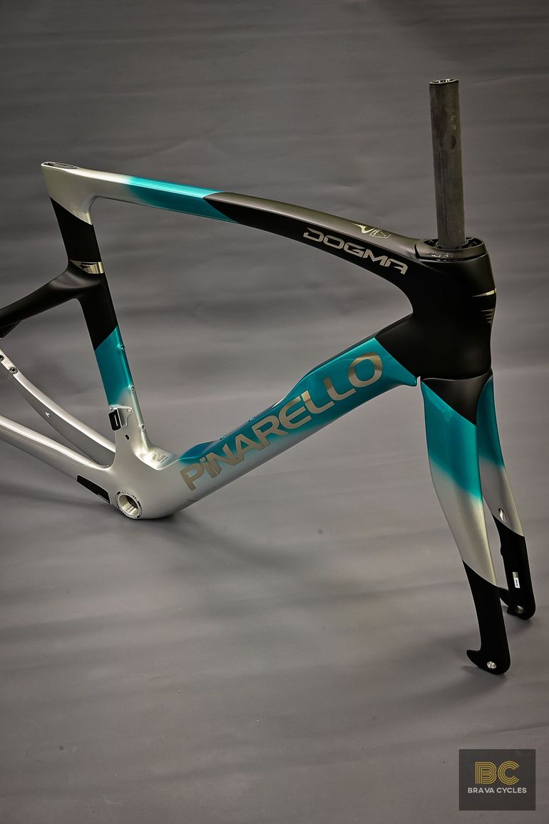 Gebrauchtes Pinarello Dogma F Frameset 2024 Road & Gravel, Grün — Bild 12 von 13