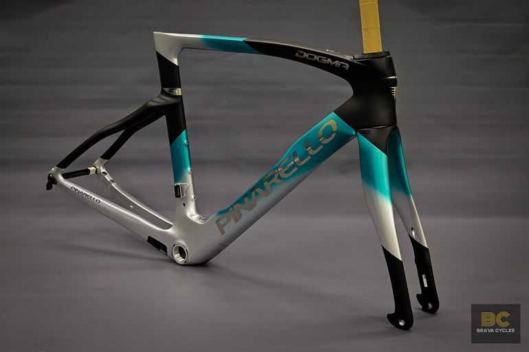 Gebrauchtes Pinarello Dogma F Frameset 2024 Road & Gravel, Grün — Bild 13 von 13