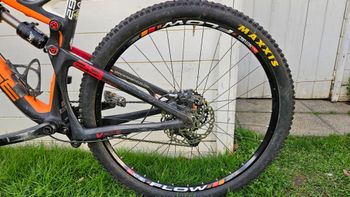 Brugt Intense Carbine 29 2015 Mountainbike — billede 13 af 15