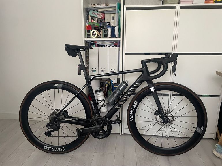 Brugt Canyon Ultimate CF SLX 8 Di2 2024 2024 Road & Gravel — billede 2 af 5