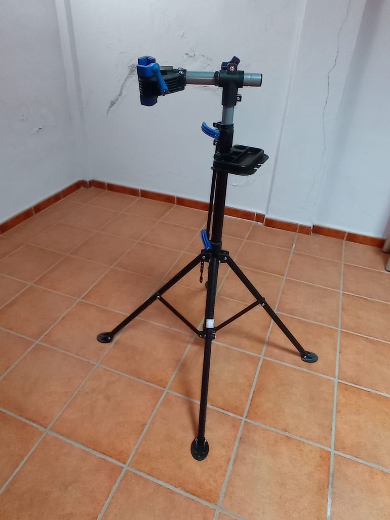 Used CUBE AGREE C:62 Pro 2018 2018 Road & Gravel, Blue — image 8 of 9