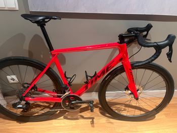 Used Time Alpe d´Huez 01 Aktiv 2023 Road & Gravel, Red — image 2 of 12