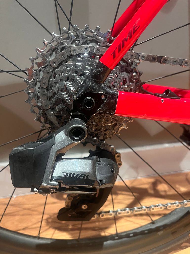 Used Time Alpe d´Huez 01 Aktiv 2023 Road & Gravel, Red — image 5 of 12