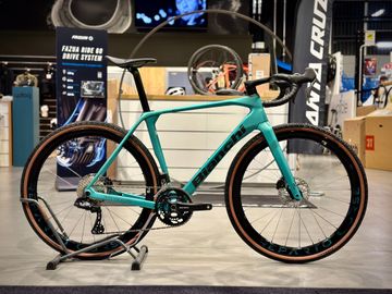 Used Bianchi Impulso RC GRX 825 DI2 2025 Road & Gravel