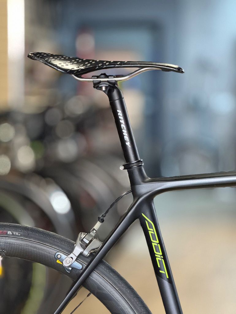 Used Scott Addict 10 2017 Road & Gravel, Schwarz — image 5 of 8
