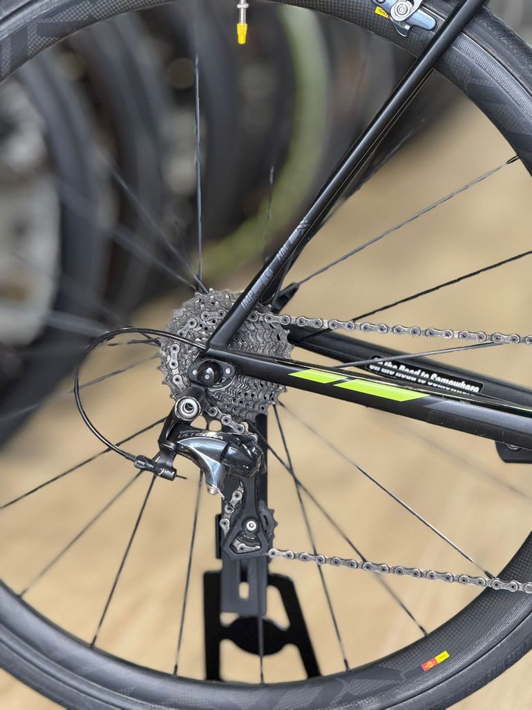 Used Scott Addict 10 2017 Road & Gravel, Schwarz — image 8 of 8