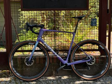 Used Giant Defy Advanced SL 0 Frameset 2024 Road & Gravel, Purple — image 2 of 8