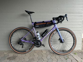 Used Giant Defy Advanced SL 0 Frameset 2024 Road & Gravel, Purple — image 3 of 8