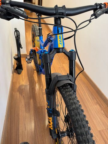 Tweedehands Giant Trance Advanced 1 2019 2019 Mountainbike — afbeelding 2 van 6