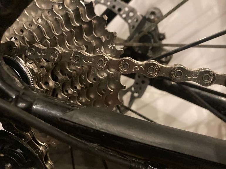Trek Domane AL 4 Disc 2022 2022 Road & Gravel usato, Nero — immagine 3 di 3