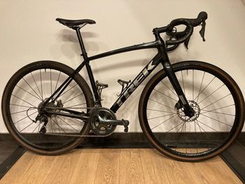 Used Trek Domane AL 4 Disc 2022 2022 Road & Gravel