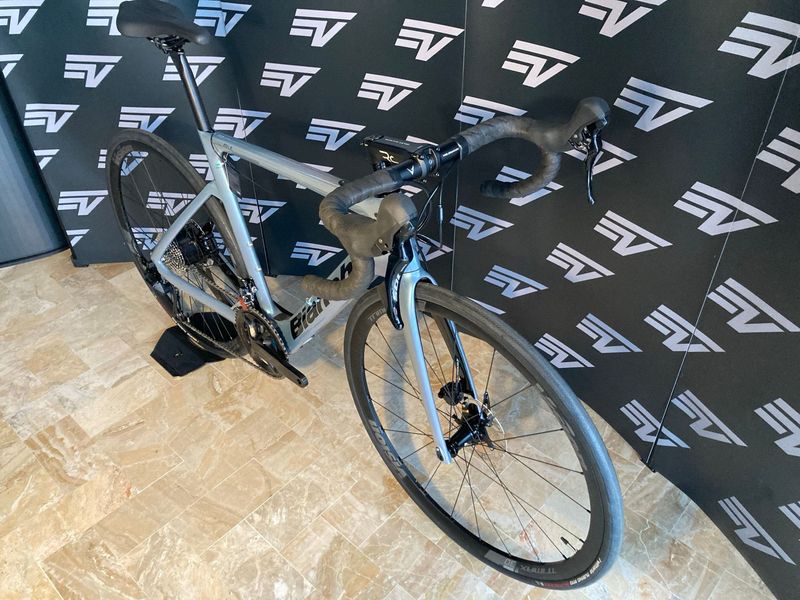 Bianchi Aria e-Road 105 2024 2024 Road & Gravel d'occasion — image 4 sur 6