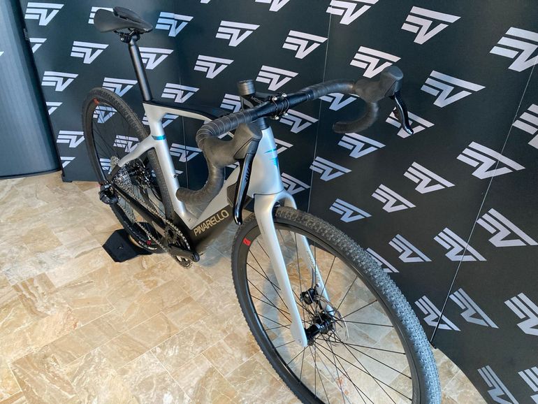 Used Pinarello NYTRO E5 GRAVEL - SRAM RIVAL AXS 2024 2024 Road & Gravel, Light Gray — image 4 of 8