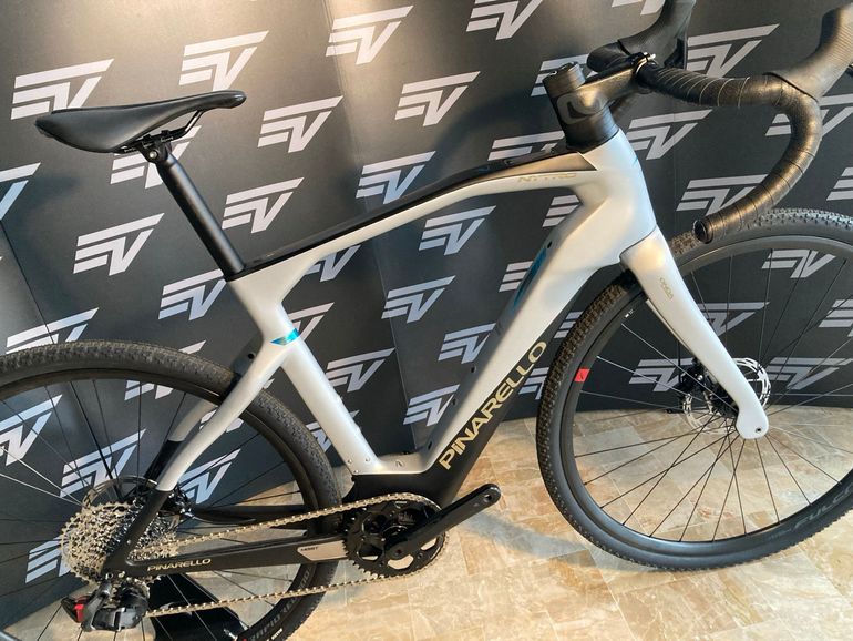 Used Pinarello NYTRO E5 GRAVEL - SRAM RIVAL AXS 2024 2024 Road & Gravel, Light Gray — image 3 of 8