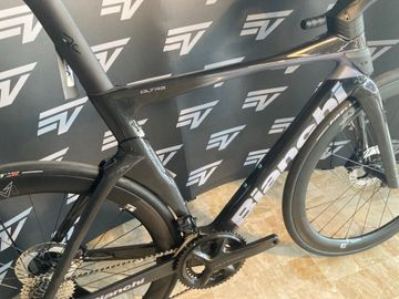 Brugt Bianchi Oltre PRO Ultegra Di2 2023 2023 Road & Gravel — billede 9 af 10