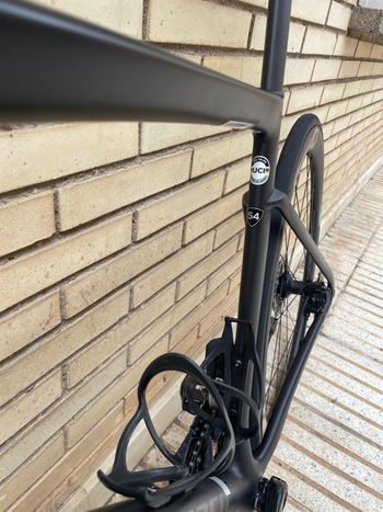 Used Specialized Tarmac SL7 Comp - Shimano 105 Di2 2025 2025 Road & Gravel, Negro — image 11 of 11