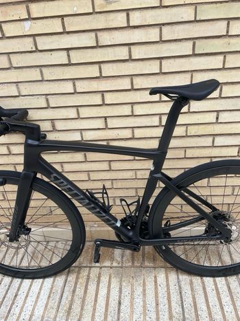 Used Specialized Tarmac SL7 Comp - Shimano 105 Di2 2025 2025 Road & Gravel, Negro — image 9 of 11