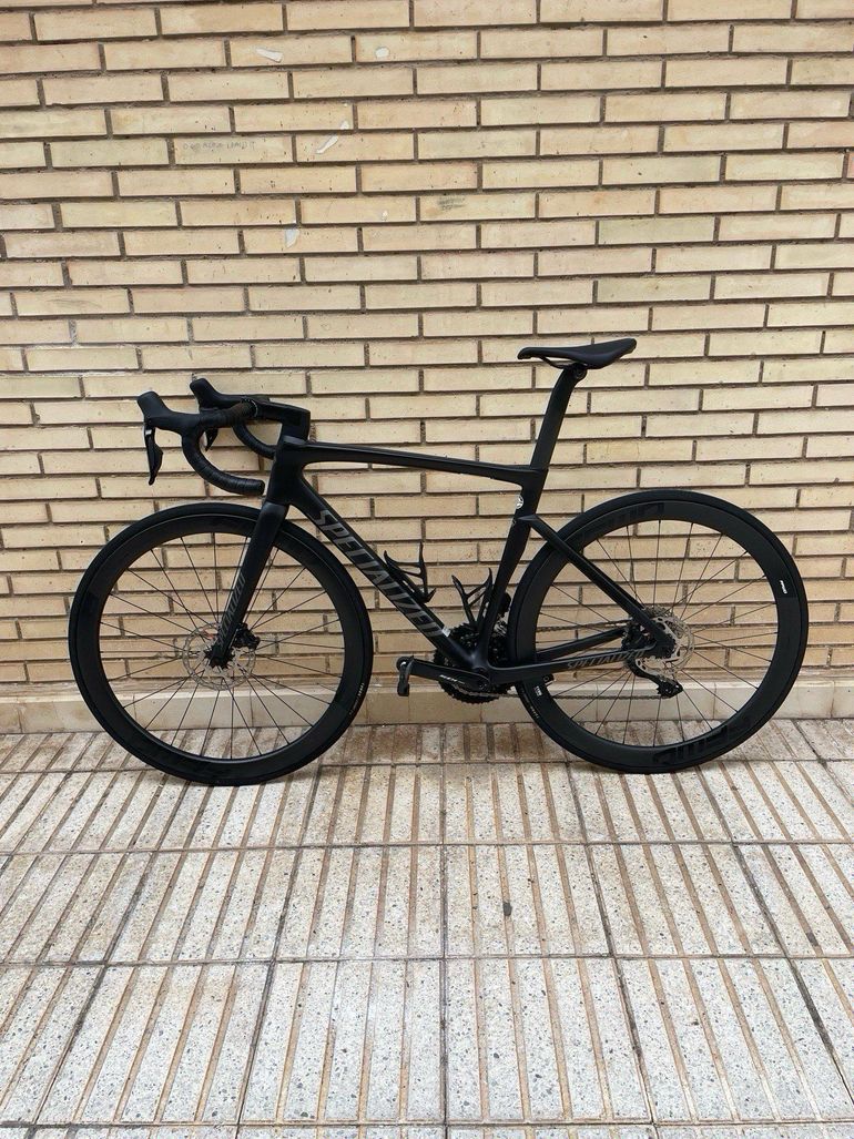 Used Specialized Tarmac SL7 Comp - Shimano 105 Di2 2025 2025 Road & Gravel, Negro — image 10 of 11