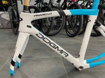 Brugt PINARELLO DOGMA K8S Frameset 2022 Road & Gravel — billede 3 af 4
