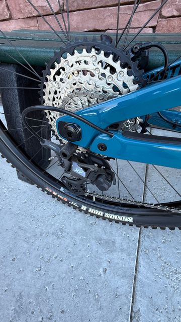 Used Rocky Mountain Instinct C50 Shimano 2023 2023 Mountainbike, Green, 27.5, 29 — image 3 of 17