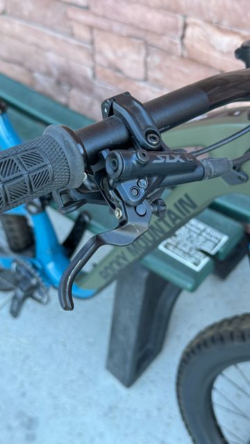 Used Rocky Mountain Instinct C50 Shimano 2023 2023 Mountainbike, Green, 27.5, 29 — image 10 of 23