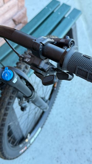 Used Rocky Mountain Instinct C50 Shimano 2023 2023 Mountainbike, Green, 27.5, 29 — image 9 of 23