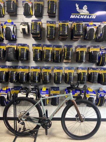 Orbea TERRA H30 2024 2024 Road & Gravel usato, Blu — immagine 3 di 6