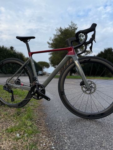 Used Focus IZALCO MAX 8.9 2024 2024 Road & Gravel