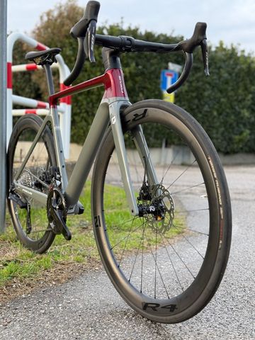 Używany Focus IZALCO MAX 8.9 2024 2024 Road & Gravel — zdjęcie 6 z 6