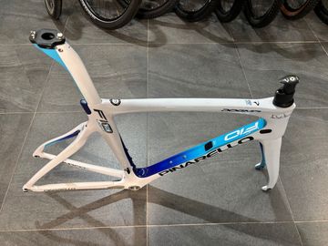 Pinarello DOGMA F10 X-LIGHT Frameset 2021 Road & Gravel usato, Bianco — immagine 2 di 4