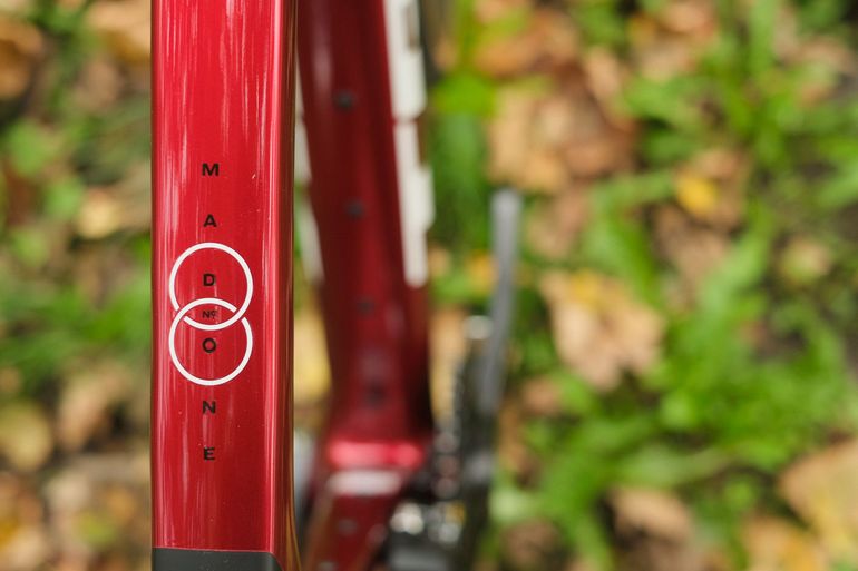 Trek Madone SL 6 Gen 8 2025 2025 Road & Gravel de segunda mano, Rojo — imagen 3 de 5