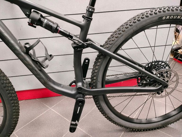 Used Specialized Epic EVO Comp 2023 2023 Mountainbike, Black, 29 — image 7 of 8