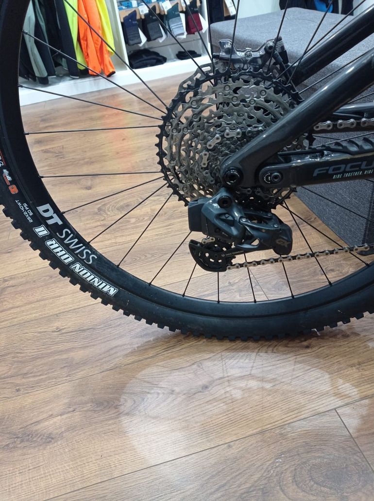 Used Focus JAM² SL 8.7 2023 Mountainbike, Light Gray — image 7 of 8